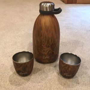 S’well teakwood roamer and 2 wine tumblers
